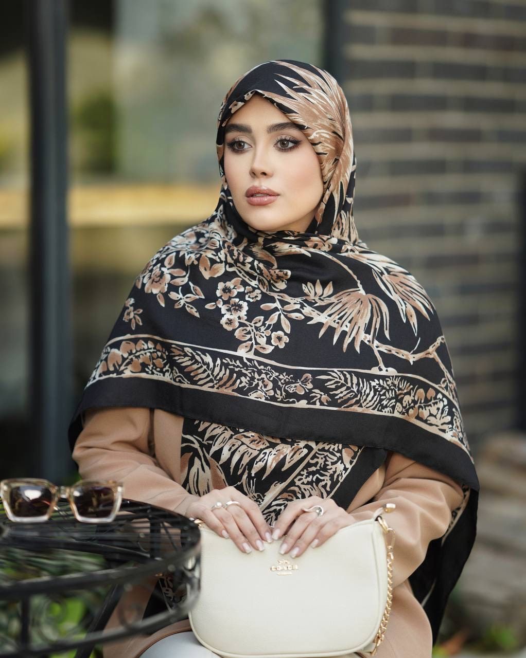 روسری طرح دار
